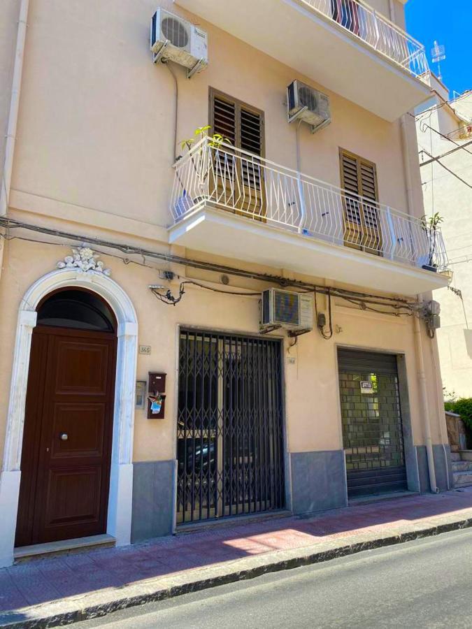 דירות גיארדיני נאקסוס Casa Martina מראה חיצוני תמונה